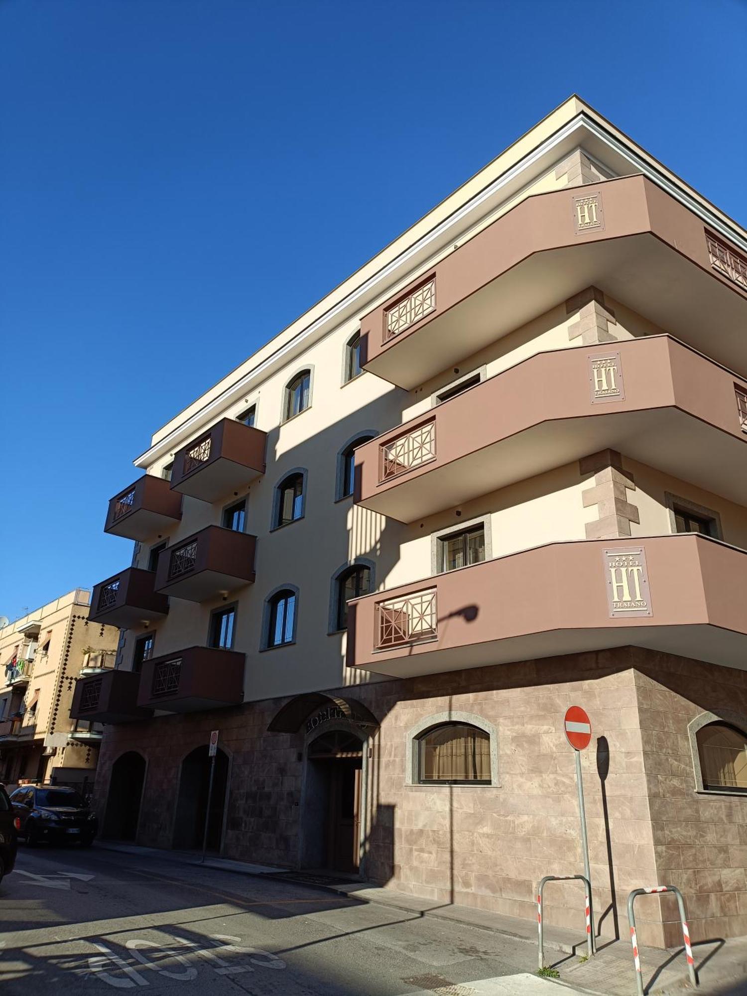 Hotel Traiano Civitavecchia Bagian luar foto